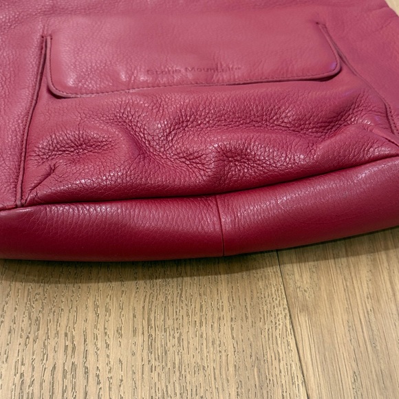 Stone Mountain Accessories Cherry Crossbody Bag - Picture 3 of 6
